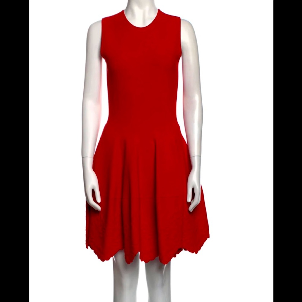 Alexander McQueen Red Crew Neck Knee-Length Dress XS